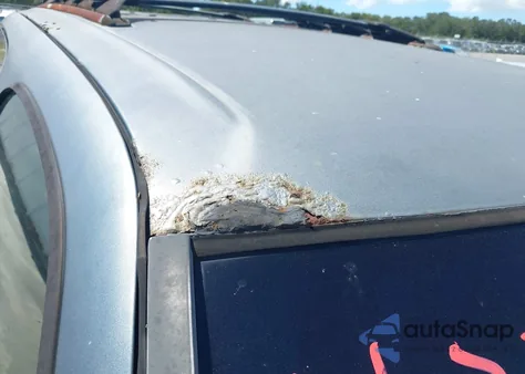 2001 Mercury Villager from USA, damaged, VIN 4M2ZV11T21DJ07904